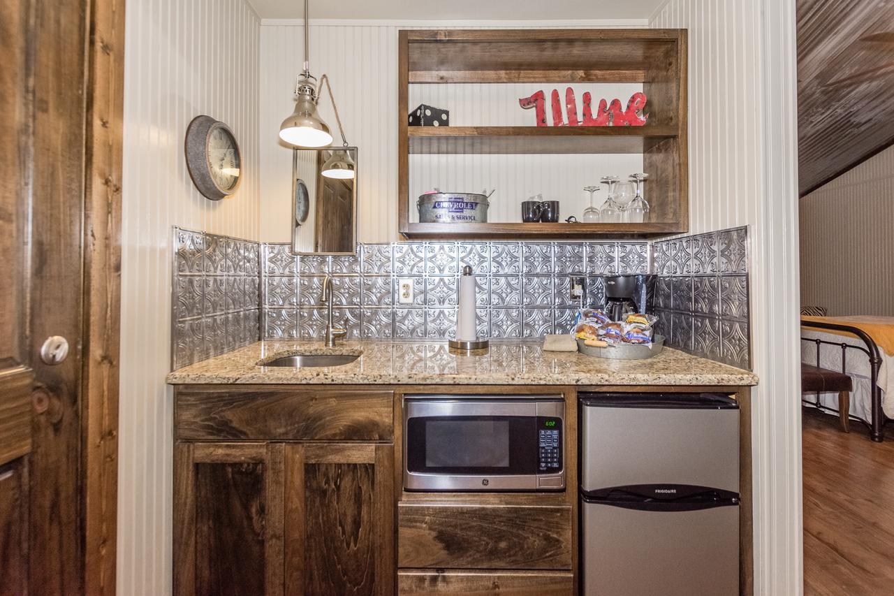 Vineyard Trail Cottages- Adults Only Fredericksburg Zimmer foto