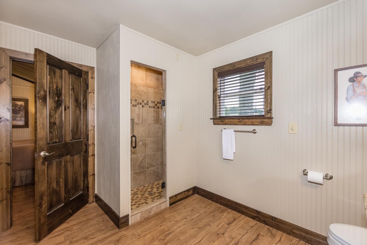 Vineyard Trail Cottages- Adults Only Fredericksburg Zimmer foto