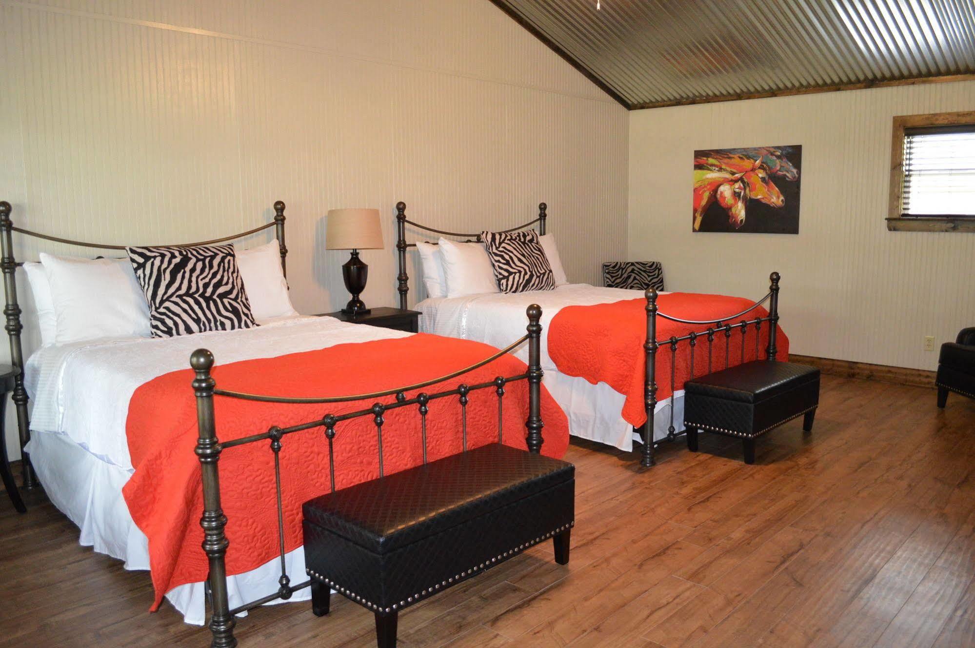 Vineyard Trail Cottages- Adults Only Fredericksburg Exterior foto